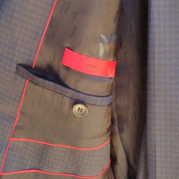 Hugo Boss Super 100 Suit - Picture 4 of 4